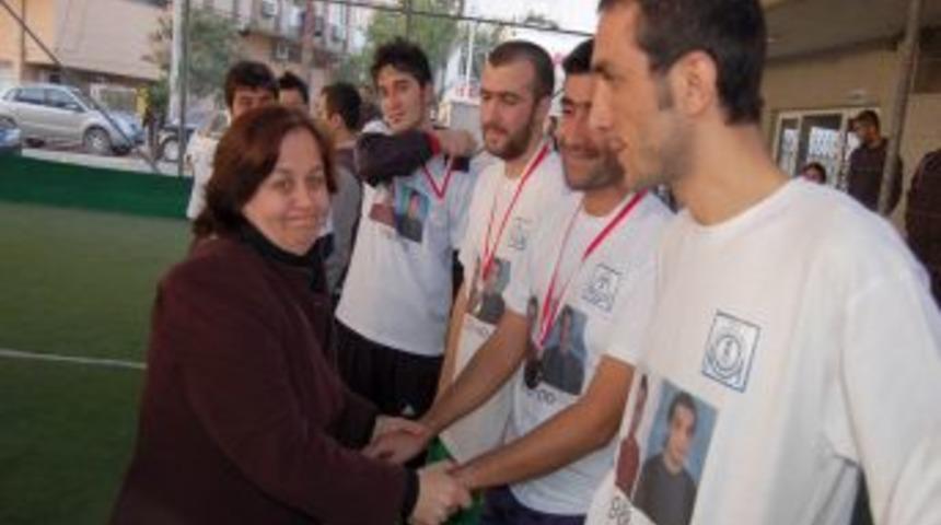 Trafik kazasında &ouml;len ikiz kardeşlerin anısı yaşatılıyor