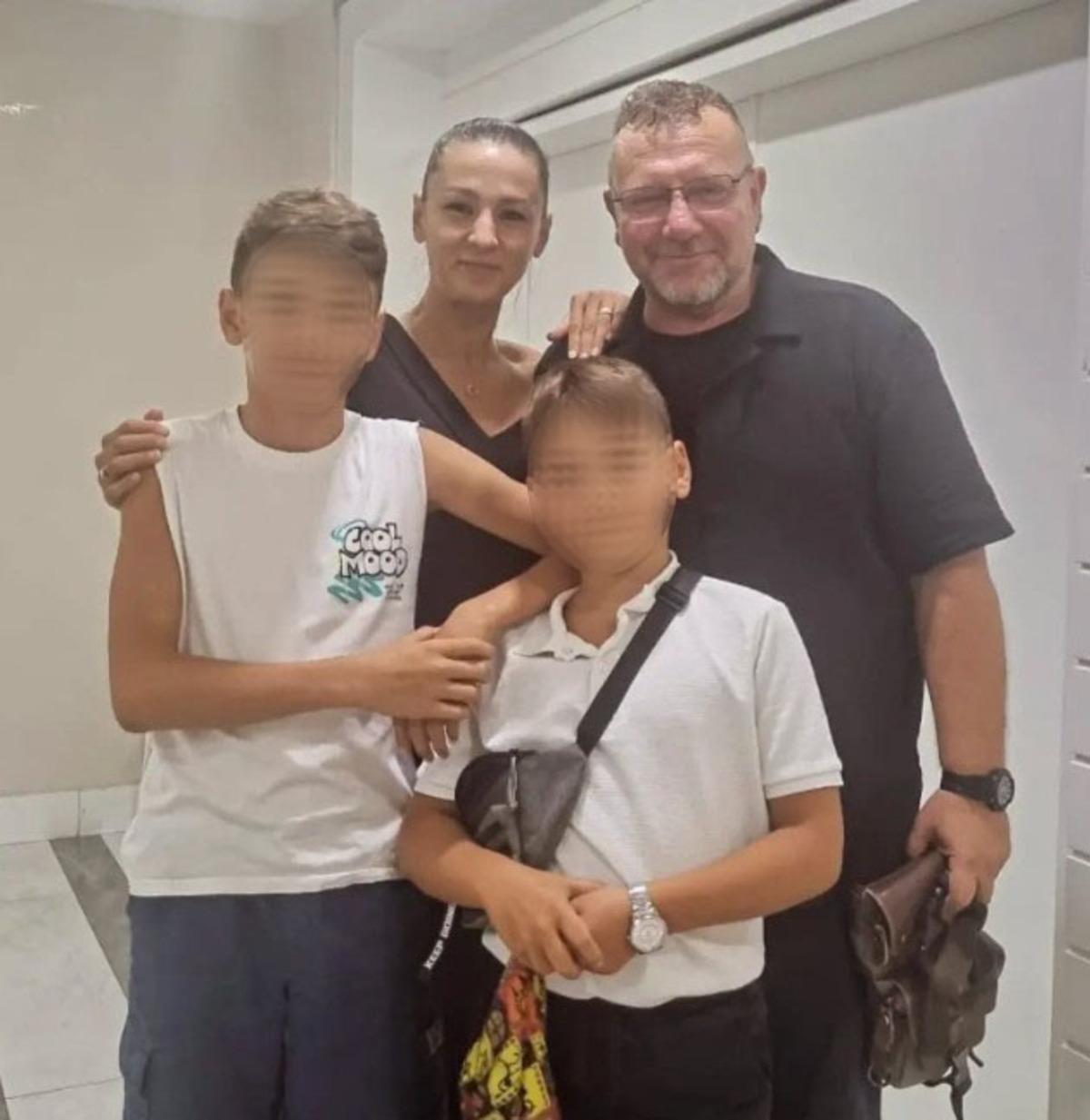 Seslendirme sanat&ccedil;ısı feci şekilde can verdi, oğlu ağır yaralandı! Kazayı g&ouml;ren eşi sinir krizi ge&ccedil;irdi 5