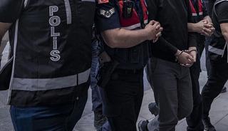 Bir belediyeye daha operasyon! G&ouml;zaltılar var