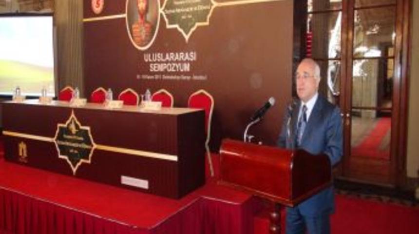 &Ccedil;i&ccedil;ek: Cumhuriyet, Osmanlı'nın alternatifi değildir