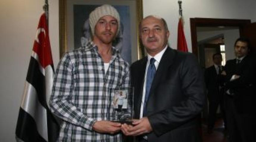 Guti, takımla vedalaştı