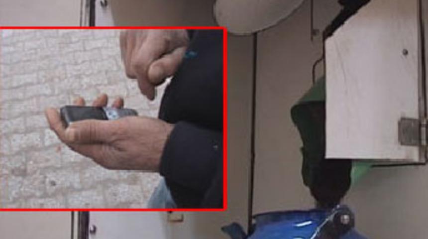 Cep telefonuyla &ccedil;ay demliyor