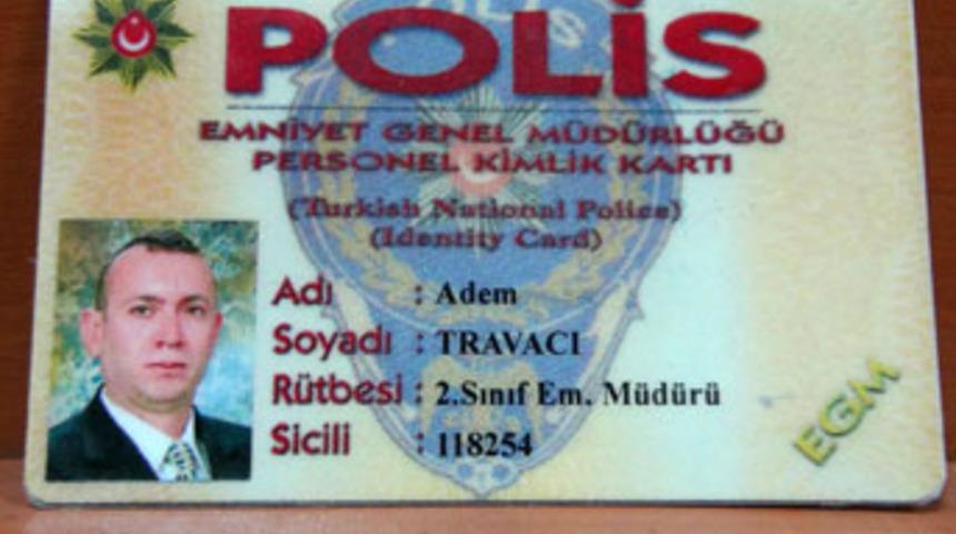 Sahte komiser emniyet m&uuml;d&uuml;rl&uuml;ğ&uuml;ne terfi etti