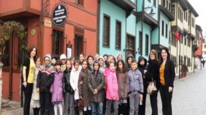 İlk&ouml;ğretim &ouml;ğrencileri turizmi &ouml;ğreniyor