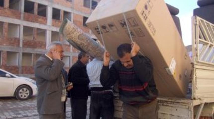 Şanlıurfa'da sosyal konutlara depremzedeler yerleştiriliyor