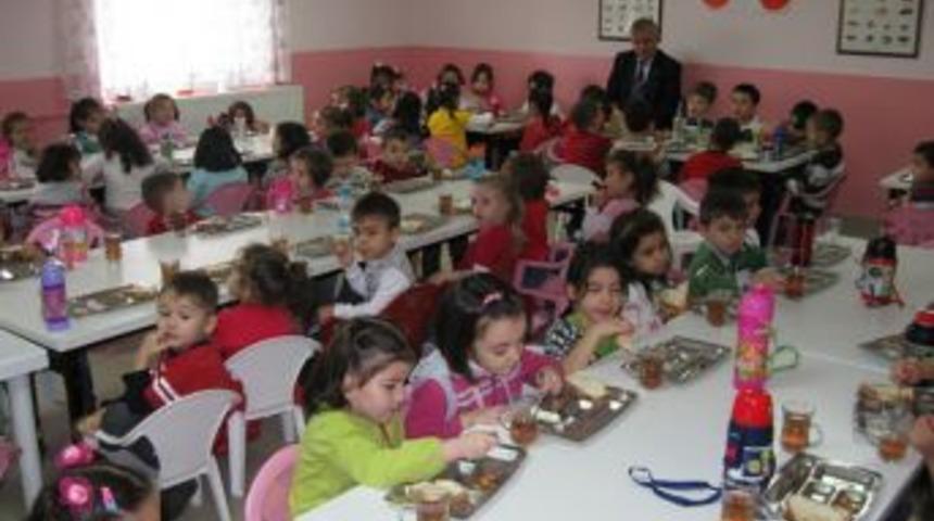 Başkan Yadigar&rsquo;dan &ouml;ğrencilere ziyaret