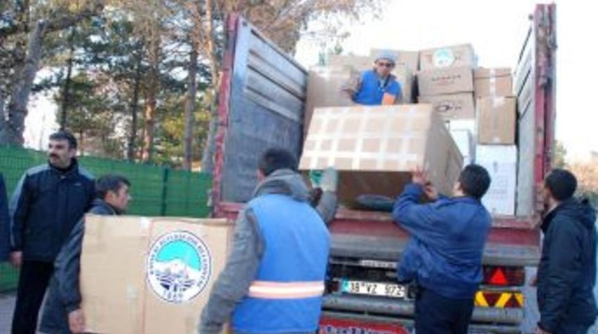 Kayseri&rsquo;den Van&rsquo;a yardımlar s&uuml;r&uuml;yor