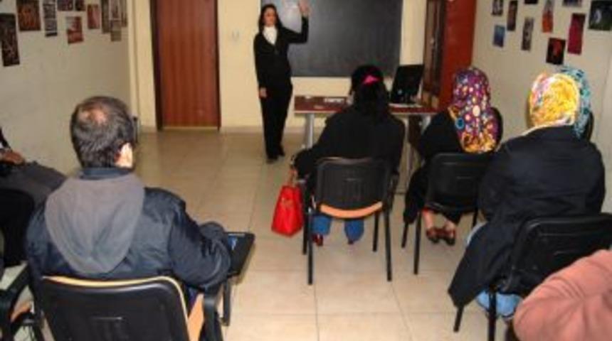 Gen&ccedil;lik ve K&uuml;lt&uuml;r Evi'ne d&ouml;n&uuml;şt&uuml;r&uuml;len Tekel binasında 5 bin gen&ccedil; kurs g&ouml;rd&uuml;