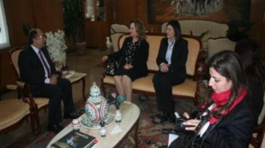 KKTC Başbakanı&rsquo;nın eşi Nevşehir&rsquo;de