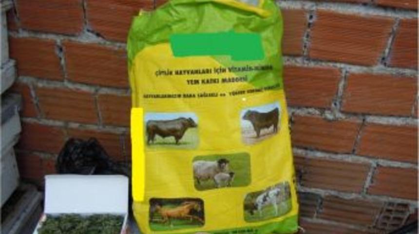Arı kovanı ve yem &ccedil;uvalından uyuşturucu &ccedil;ıktı