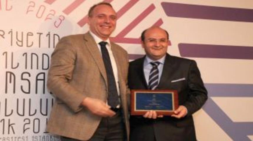 Avrupa Kurumsal Sosyal Sorumluluk Derneği&rsquo;nden TTNET&rsquo;e plaket