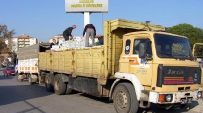 Manisa'dan depremzedelere 11 ton kuru &uuml;z&uuml;m g&ouml;nderildi