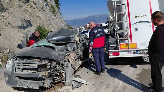 Bolu’da tır ile pikap çarpıştı: 1 ölü, 2 yaralı 3