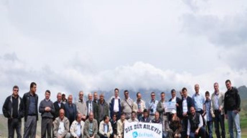 T&uuml;rkiye'nin &uuml;nl&uuml; şairleri Niğde'de buluşuyor