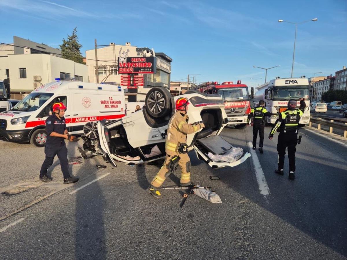 E-5 kara yolunda zincirleme kaza: 2 yaralı 1