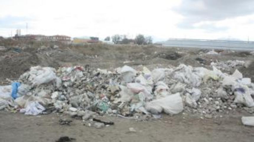 Şuhut Belediyesi il&ccedil;enin &ccedil;ehresini değiştiriyor