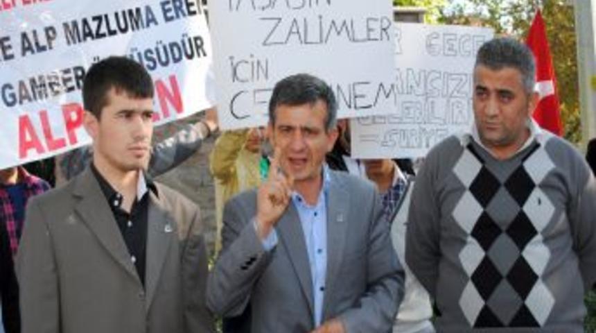 BBP ve Alperen Ocakları, vicdani ret ve bedelli askerliği protesto etti