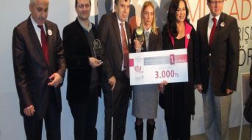 Sağlık M&uuml;d&uuml;r&uuml; Dokucu: Hekimler 'damgalama' yapıyor