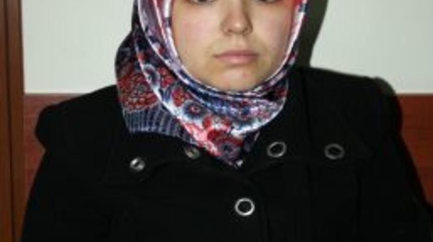 Madde bağımlısı eşini kurtarmak için yardım istiyor