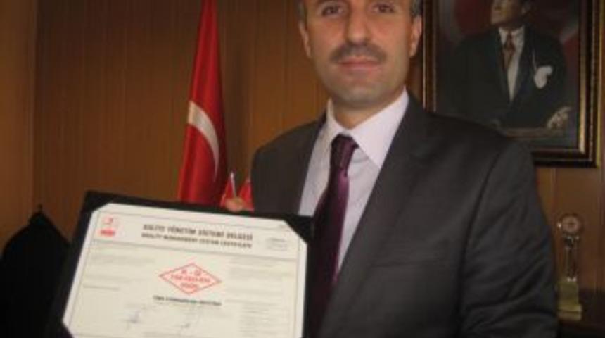 Aile ve Sosyal Politikalar Müdürlüğü 'TSE-ISO-En 9000' belgesi aldı