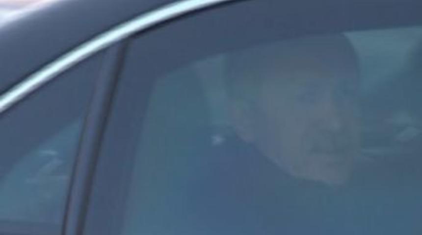 Başbakan Erdoğan &ccedil;alışma ofisine geldi