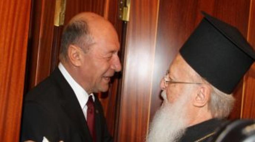 Romanya Devlet Başkanı Traian Basescu, Bartholomeos’u ziyaret etti