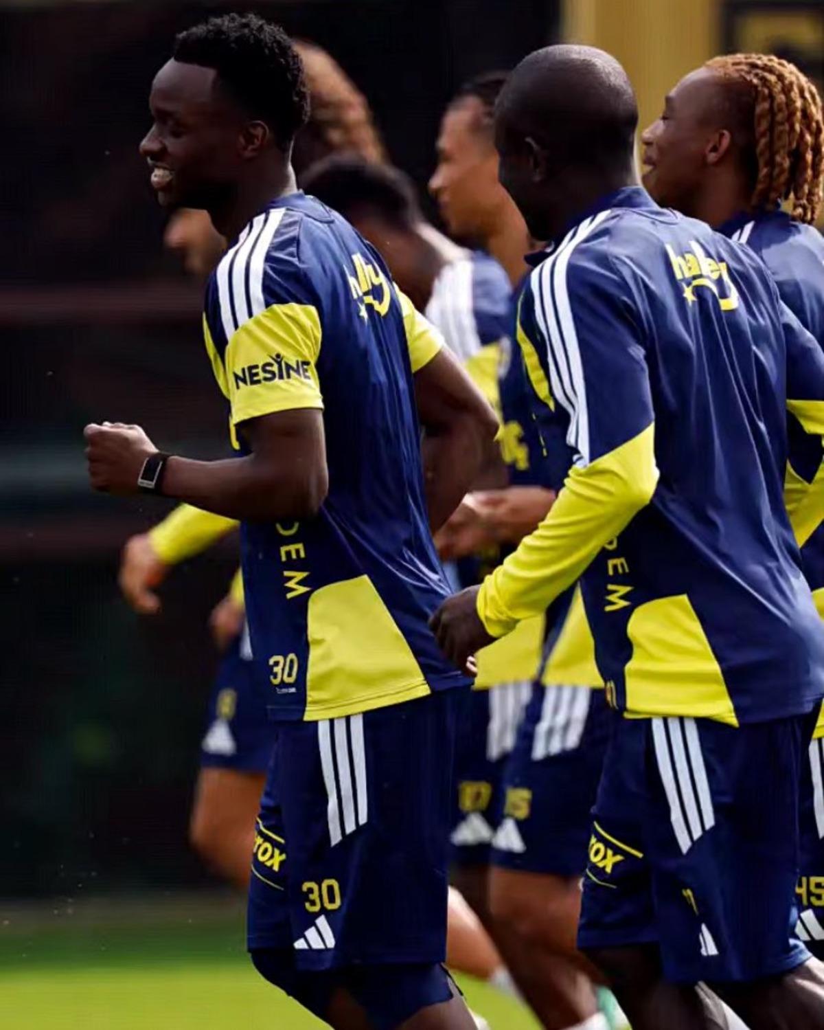 Fenerbah&ccedil;e de o isim Ocak ayında S&uuml;per Lig ekibine gidiyor! 2