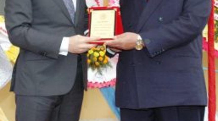 Bakan Kılı&ccedil;, Ali Kale &Ccedil;ocuk Akademisini a&ccedil;tı