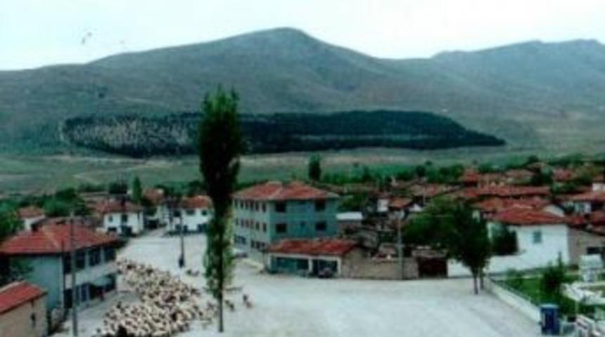 Belediyenin elektrikleri kesildi, belde halkı susuz kaldı