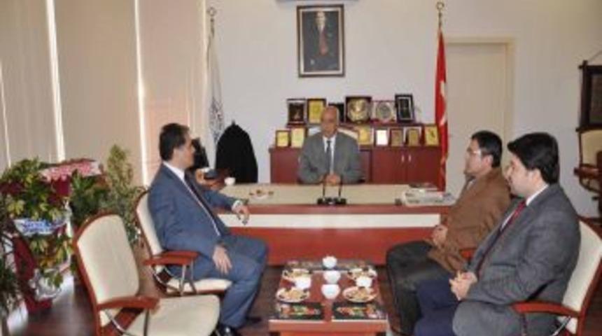 Malatya Belediye Başkanı &Ccedil;akır, MAKİAD'ı ziyaret etti