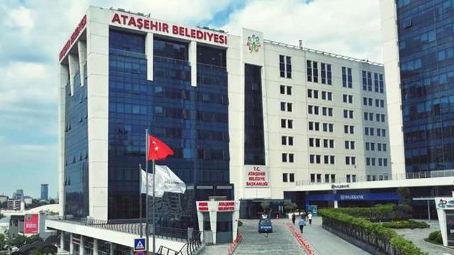 Ataşehir Belediyesi AK Parti'ye mi ge&ccedil;iyor? İstifa geldi, tablo değişti