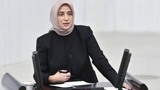 AK Partili Özlem Zengin’den fon krizi çıkışı: “Listenin tamamı açıklansın”
