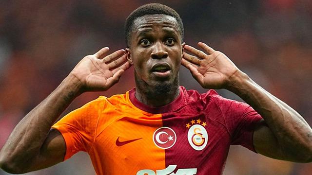 G.Saray sonrası takım bulamamıştı! Zaha'nın yeni adresi şaşırttı