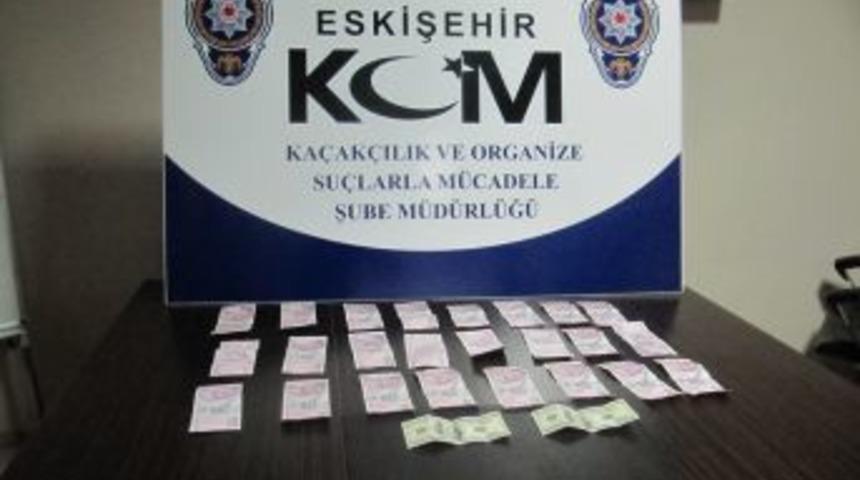 Bursa&rsquo;da hazırladığı sahte paraları Eskişehir&rsquo;de piyasaya s&uuml;rmek istedi
