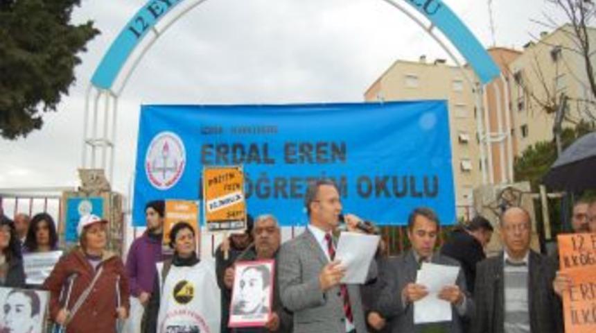 12 Eyl&uuml;l İlk&ouml;ğretim Okulu'nun ismini sembolik olarak değiştirdiler