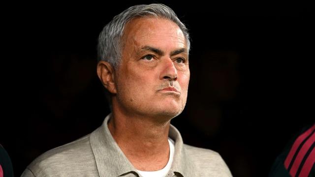Mourinho Fenerbahçe'yi işaret etti! Hakem skandalı patlak verdi