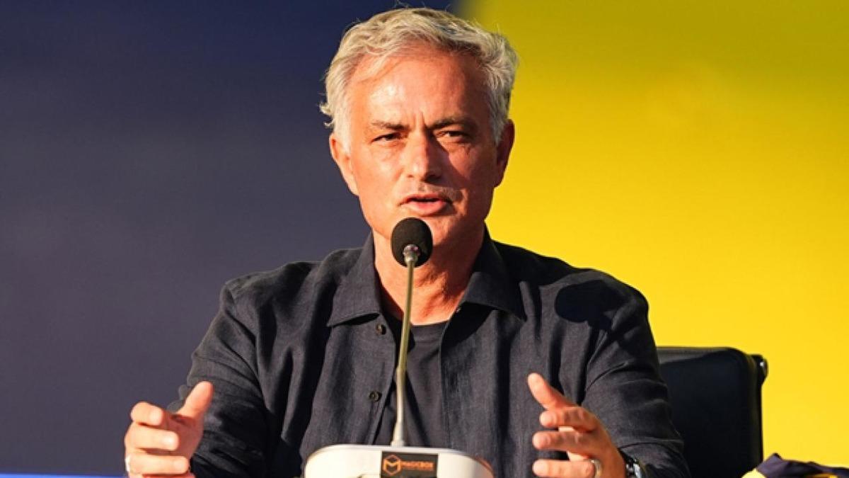 Mourinho Fenerbahçe yi işaret etti! "Hakem skandalı patlak verdi" 2