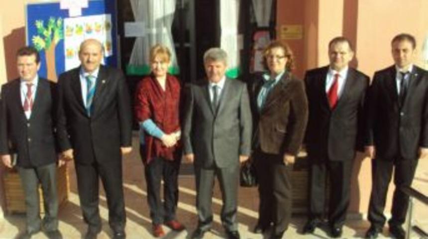 G&uuml;lsar: Okul &ouml;ncesi eğitimini almayan &ccedil;ocuk, hayata bir sıfır geride başlıyor