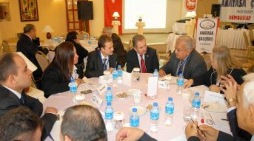 DP, T&uuml;rk kimliğini koruyan anayasa istiyor