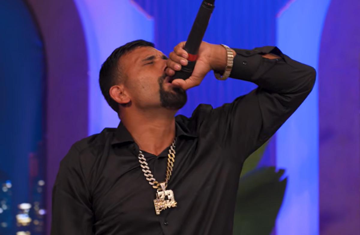 Bülent Ersoy Hayrettin ile Kaos Show a konuk oldu! Kandıralı Ferdi şarkı söyleyince kendini tutamadı  2