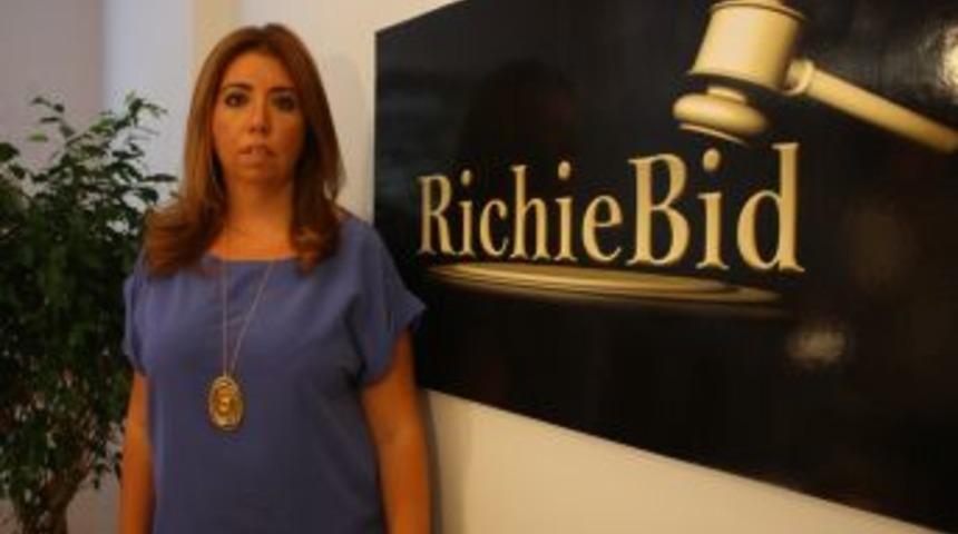 Kadınların altın g&uuml;n&uuml; de sanal ortamda