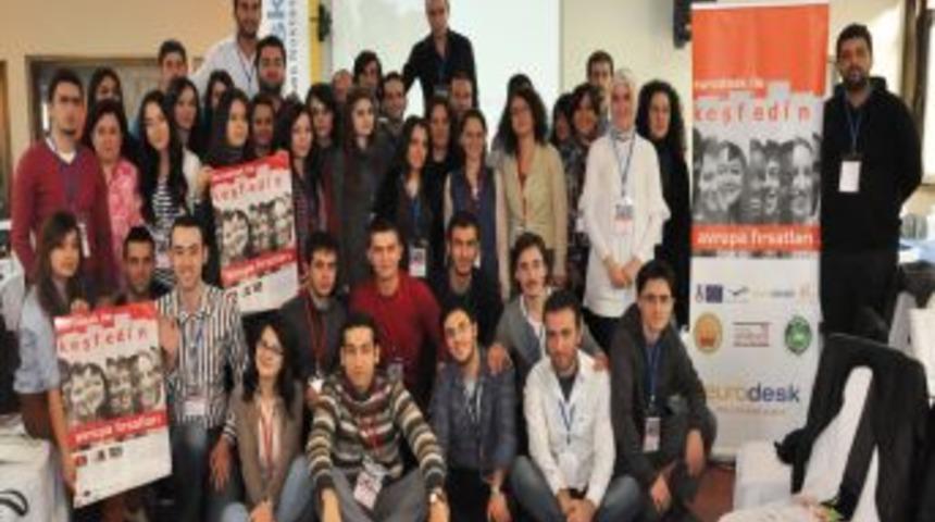 Gen&ccedil;lere, Avrupa kapısı anlatıldı