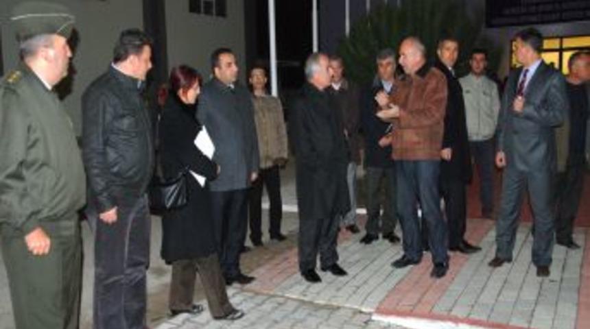 Vanlı 59 depremzede &Ccedil;anakkale&rsquo;ye geldi