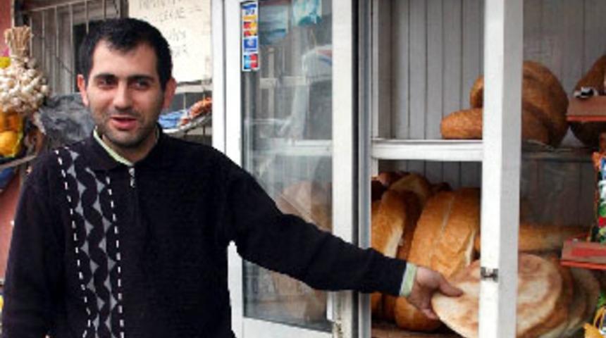 Bakkaldan ekmek hırsızlığı