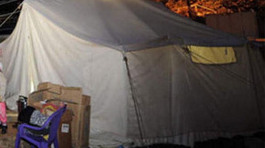 Depremzedeleri kim neden zehirlemek ister ki?