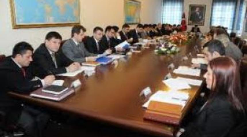 B&uuml;t&ccedil;e tekrar kabul edildi