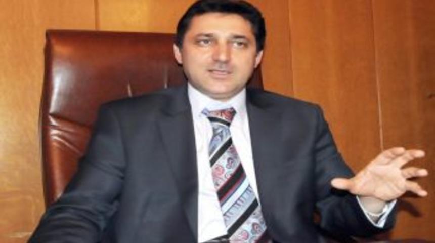 Büyük Cami’de bayram coşkusuyla kılan sabah namazları devam edecek