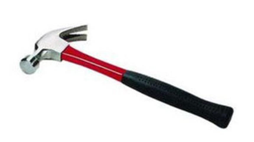 &Ccedil;eki&ccedil;le arkadaşının kafasını par&ccedil;aladı