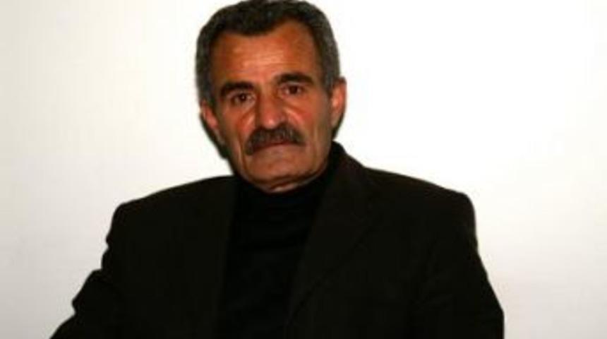 Evini depremzede aileye tahsis etti