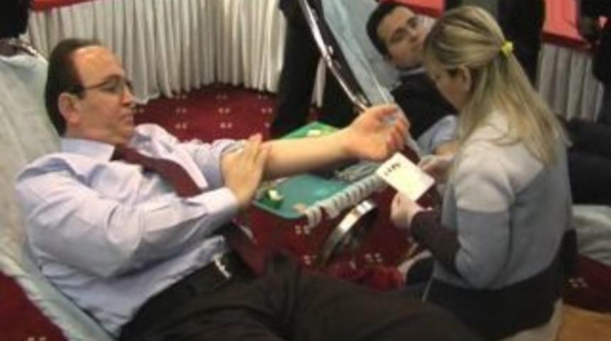 Şanlıurfa polisinden kan bağışı